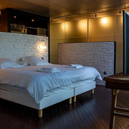 Villa Nola *